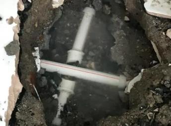 汉中市阳台漏水维修公司为您分享楼上楼下漏水怎么处理