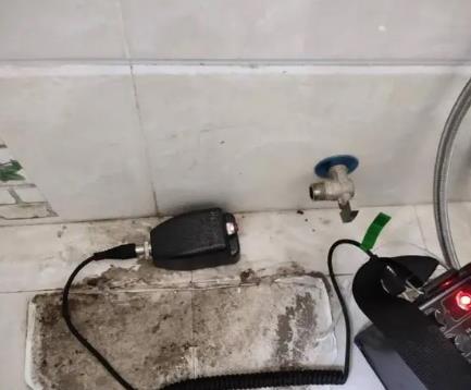 汉中市屋顶漏水维修公司分享下卫生间漏水的危害及解决方法